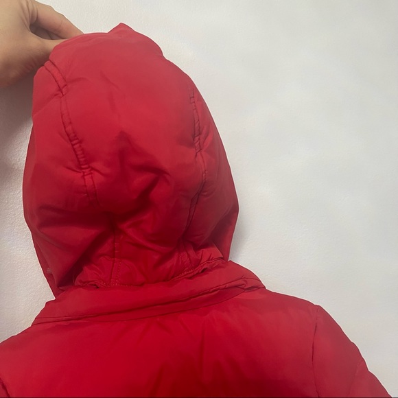 Kate Spade New York Red Puffer Hooded Jacket W/ Flower/ Rose Belt &Gold Hardware - Picture 15 of 16